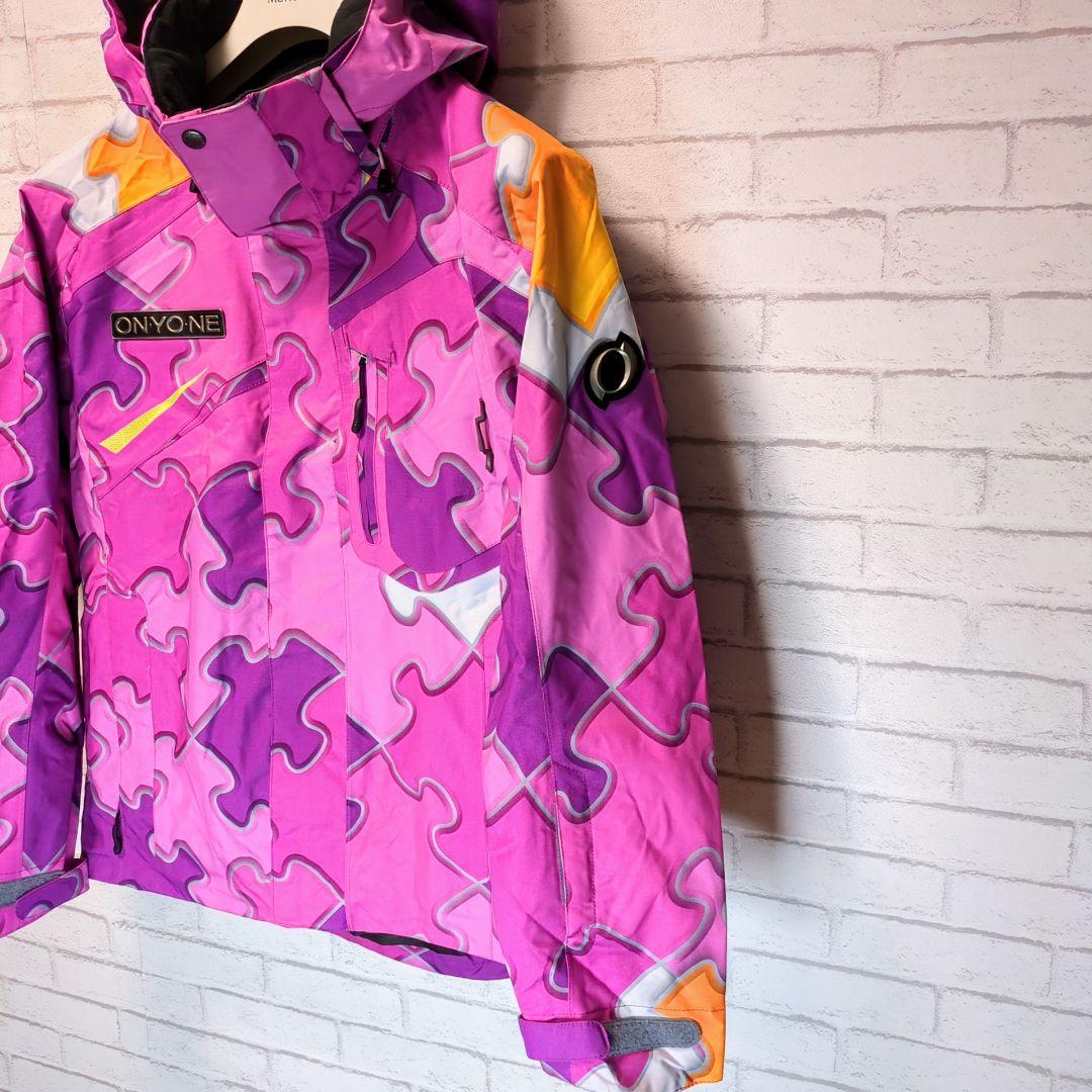【極美品】オンヨネ　スキーウェア(上下)　メンズ