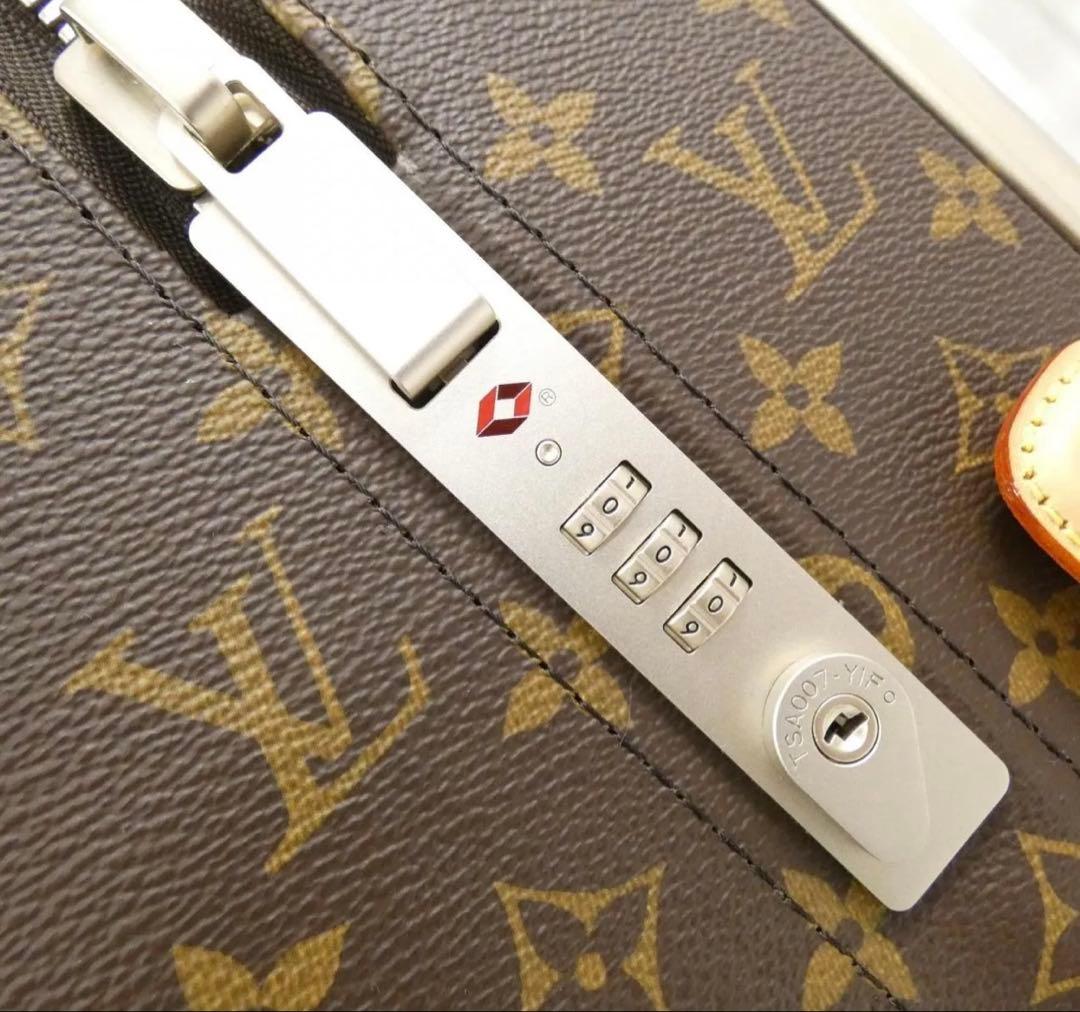 【値下げしました】ルイヴィトン モノグラムスーツケース ホライゾン 55cm