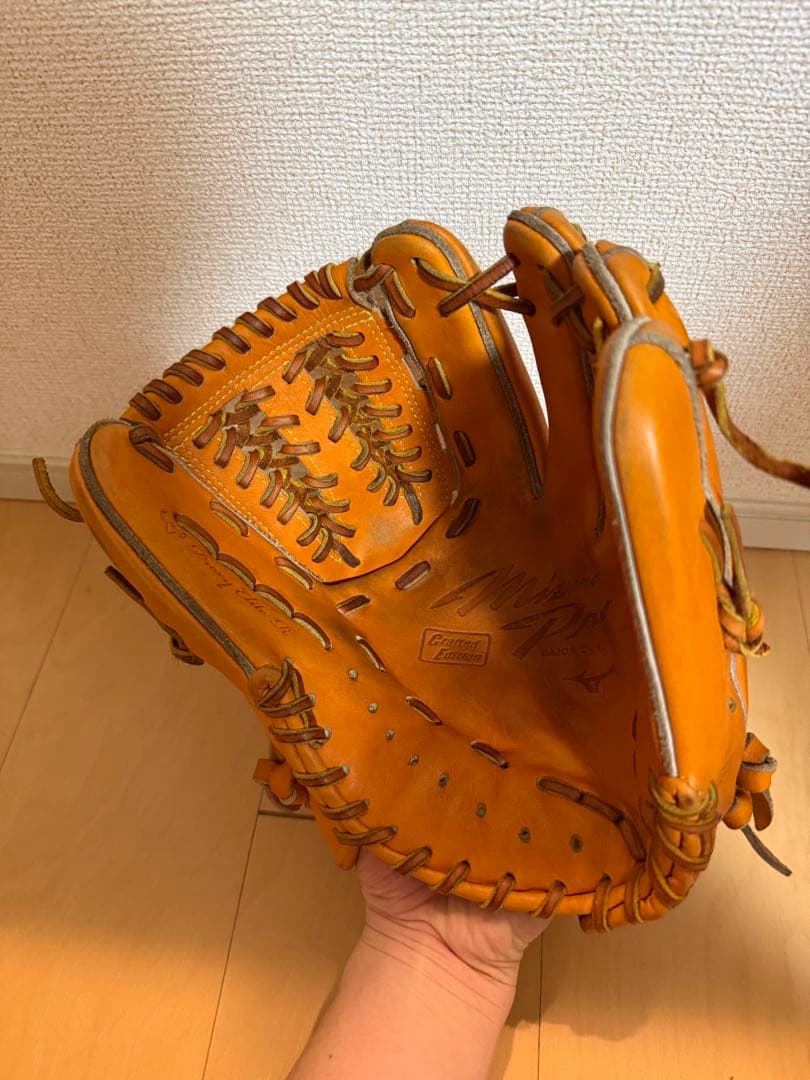 限定モデル　ミズノプロ　軟式　内野手用　クラフティッドエディション　村上型