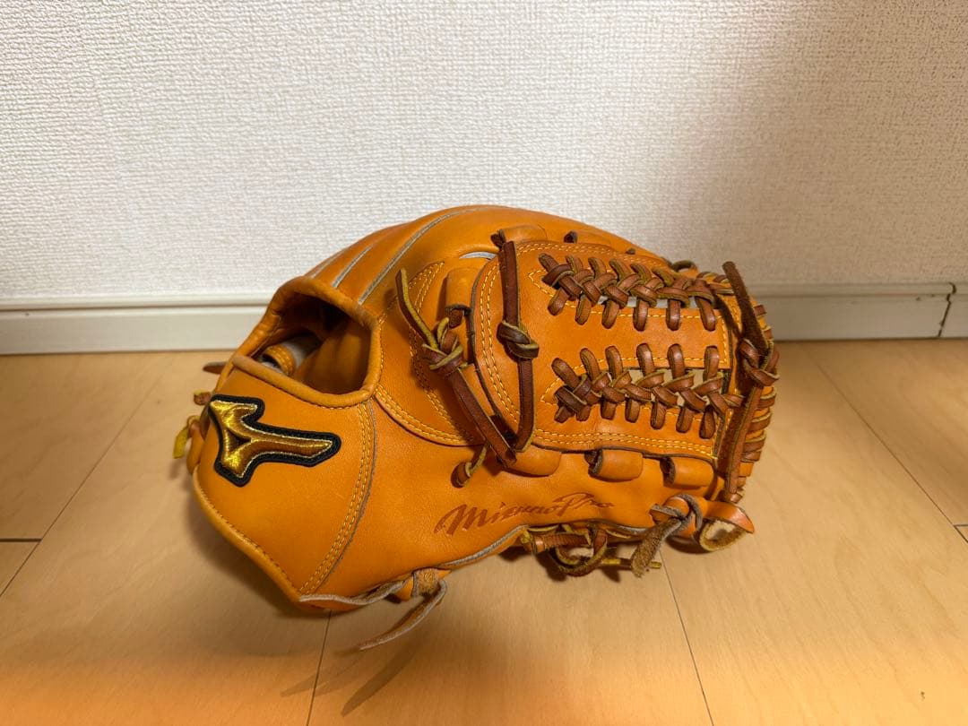 限定モデル　ミズノプロ　軟式　内野手用　クラフティッドエディション　村上型