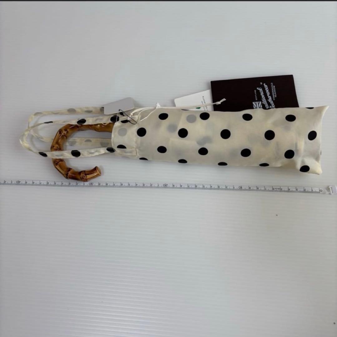 未使用トラディショナルウェザー 晴雨兼用折り畳 み傘ドット柄 UV加工