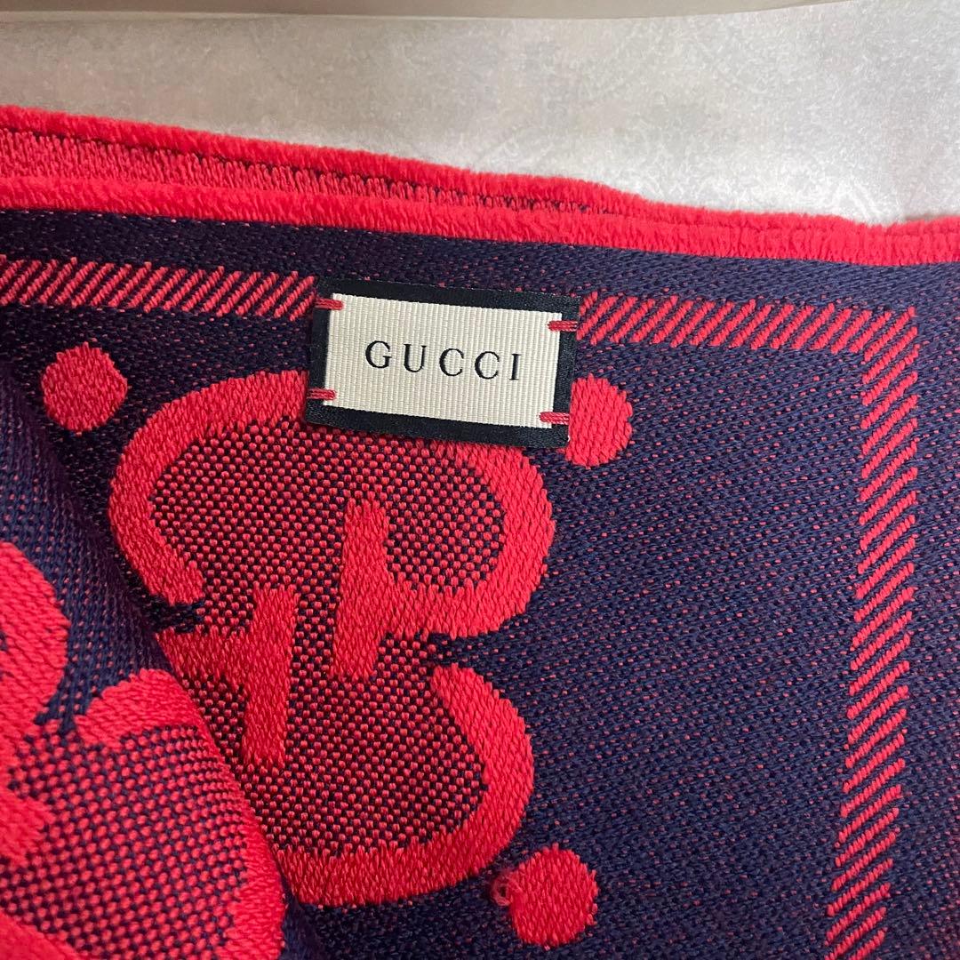 GUCCI GGロゴ マフラー ストール 大判 赤