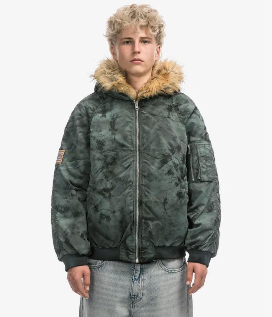 ジャケット・アウター FUCKING AWESOME SAVIE HOODED BOMBER