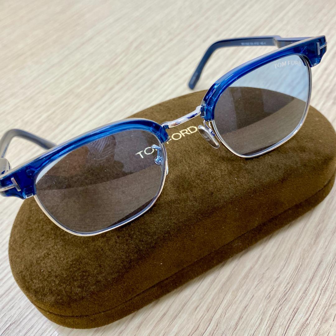 極美品 TOM FORD TF1119-D サングラス ブルー ケース付き
