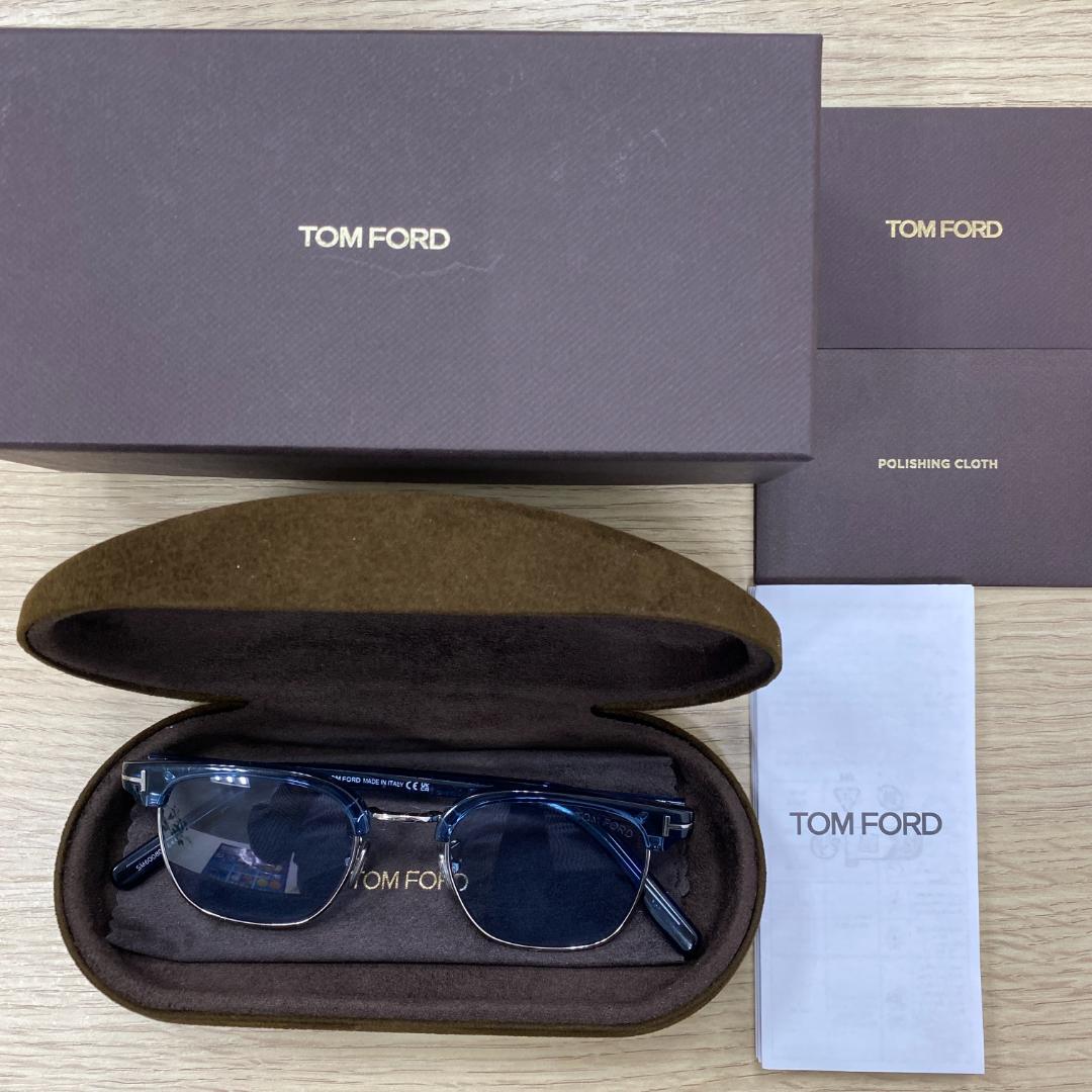 極美品 TOM FORD TF1119-D サングラス ブルー ケース付き