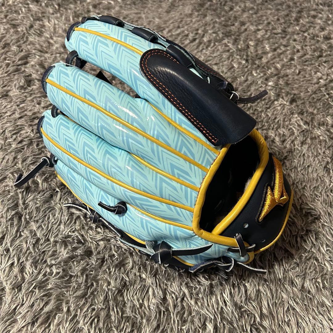 K 　■新品■ 　ミズノプロ　軟式用　投手用　右投げ　1AJGR29101