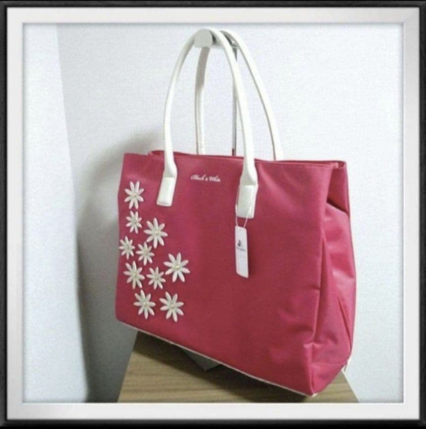 新品 Black＆White/ブラック&ホワイト 立体花柄 トートバッグ ピンク