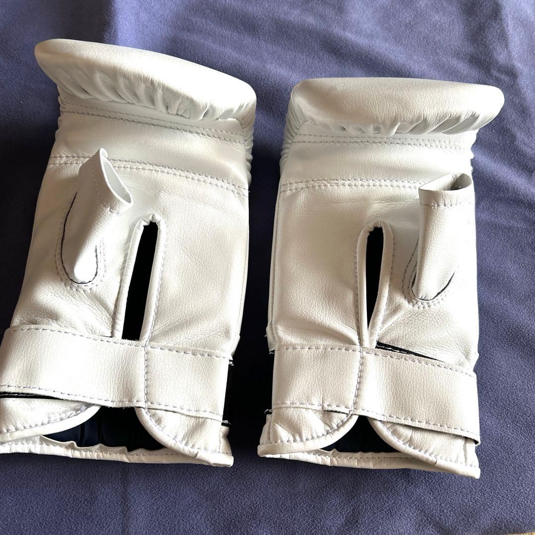 美品　Winning ウイニング パンチング　グローブ