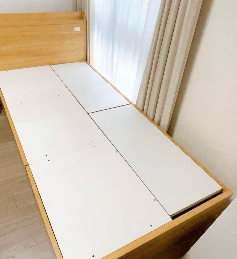 ゆです。ニトリ木製シングルベッド 引き出し収納付き　美品です！