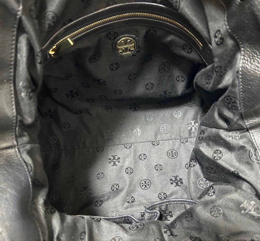 Tory Burchブラックレザートートバッグ 編み込みデザイン