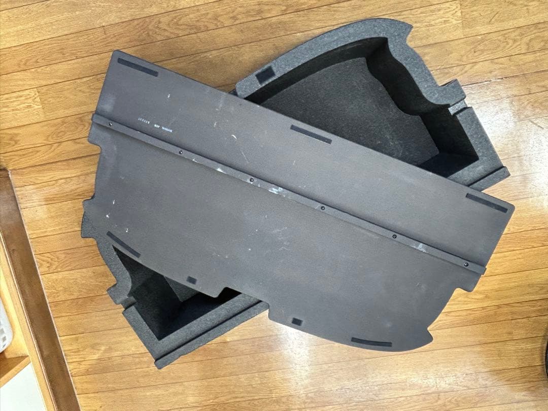 Z12キューブ　純正ラゲッジボックス