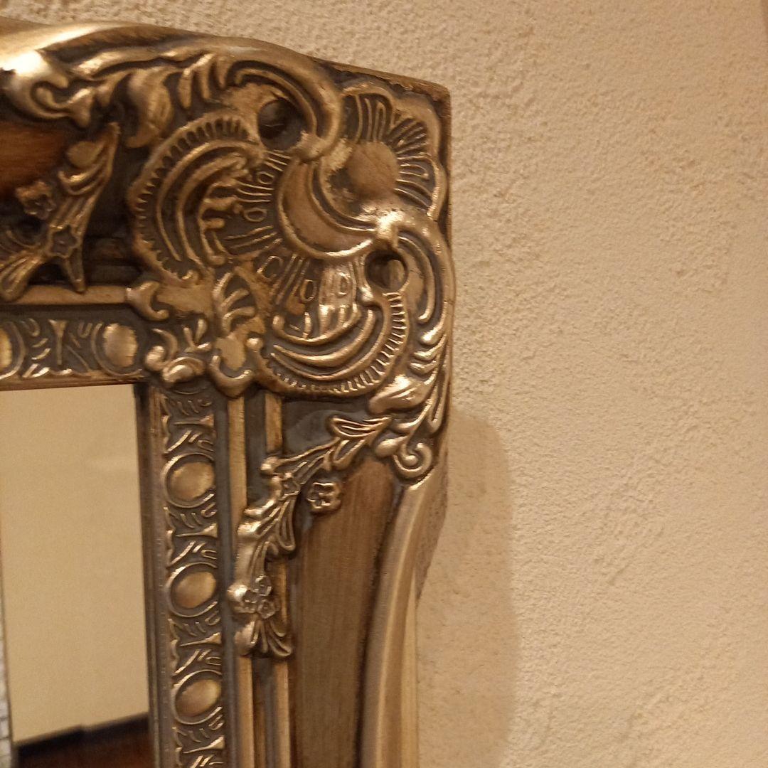 アンティーク調ミラー　ゴールド壁掛け鏡