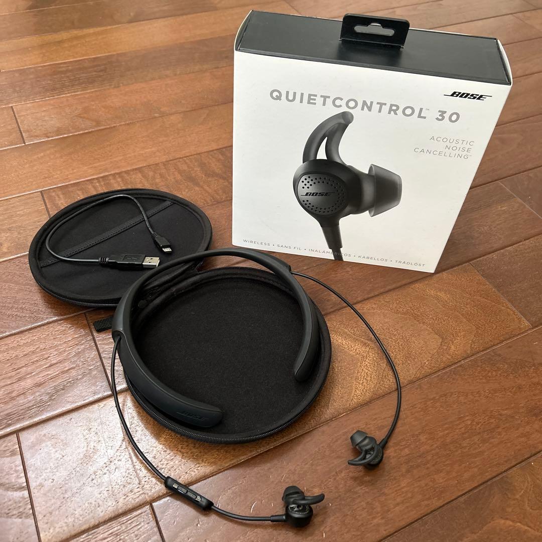 美品　Bose QuietControl 30 ワイヤレスイヤホン