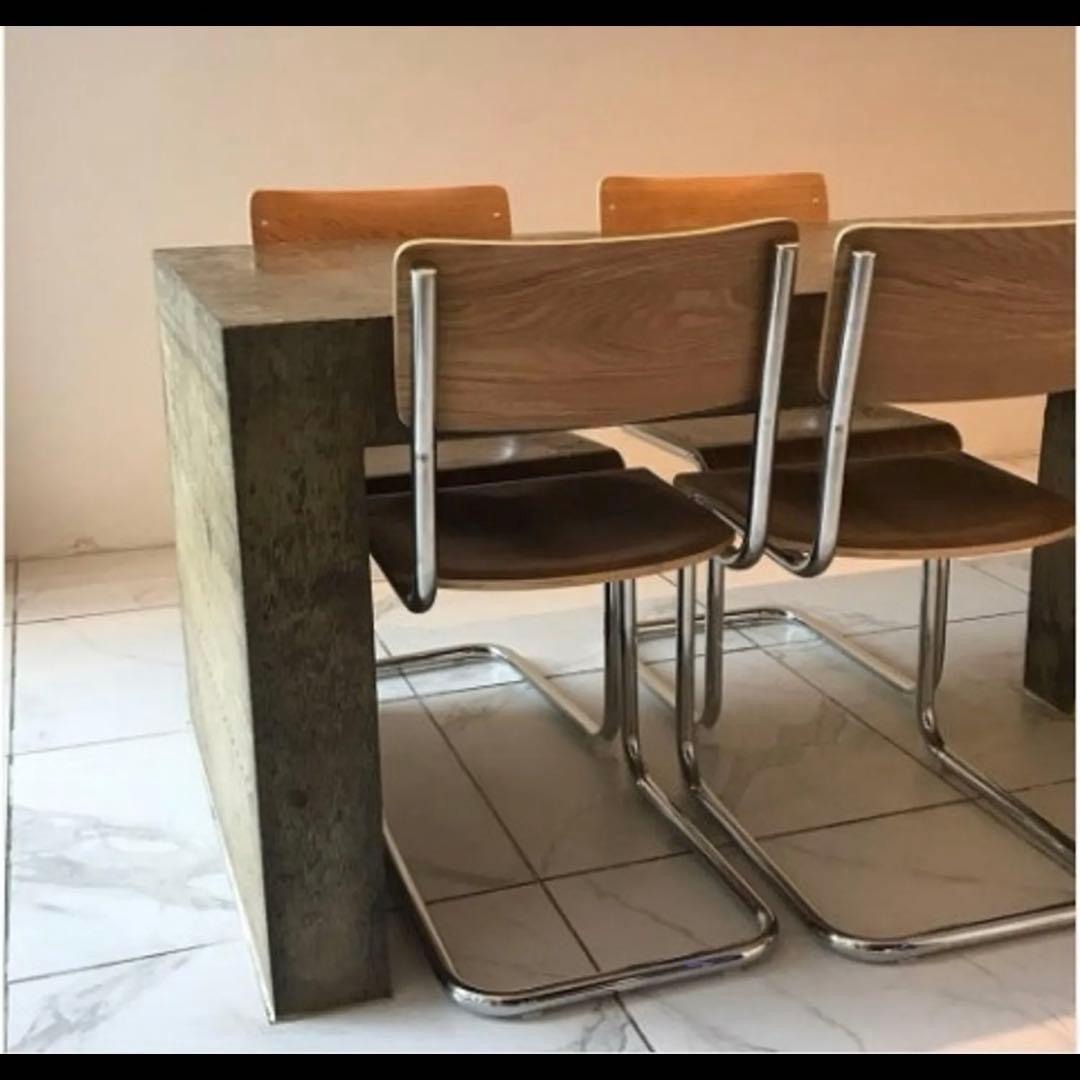 リプロダクト品キャンティレバーチェアウォルナット