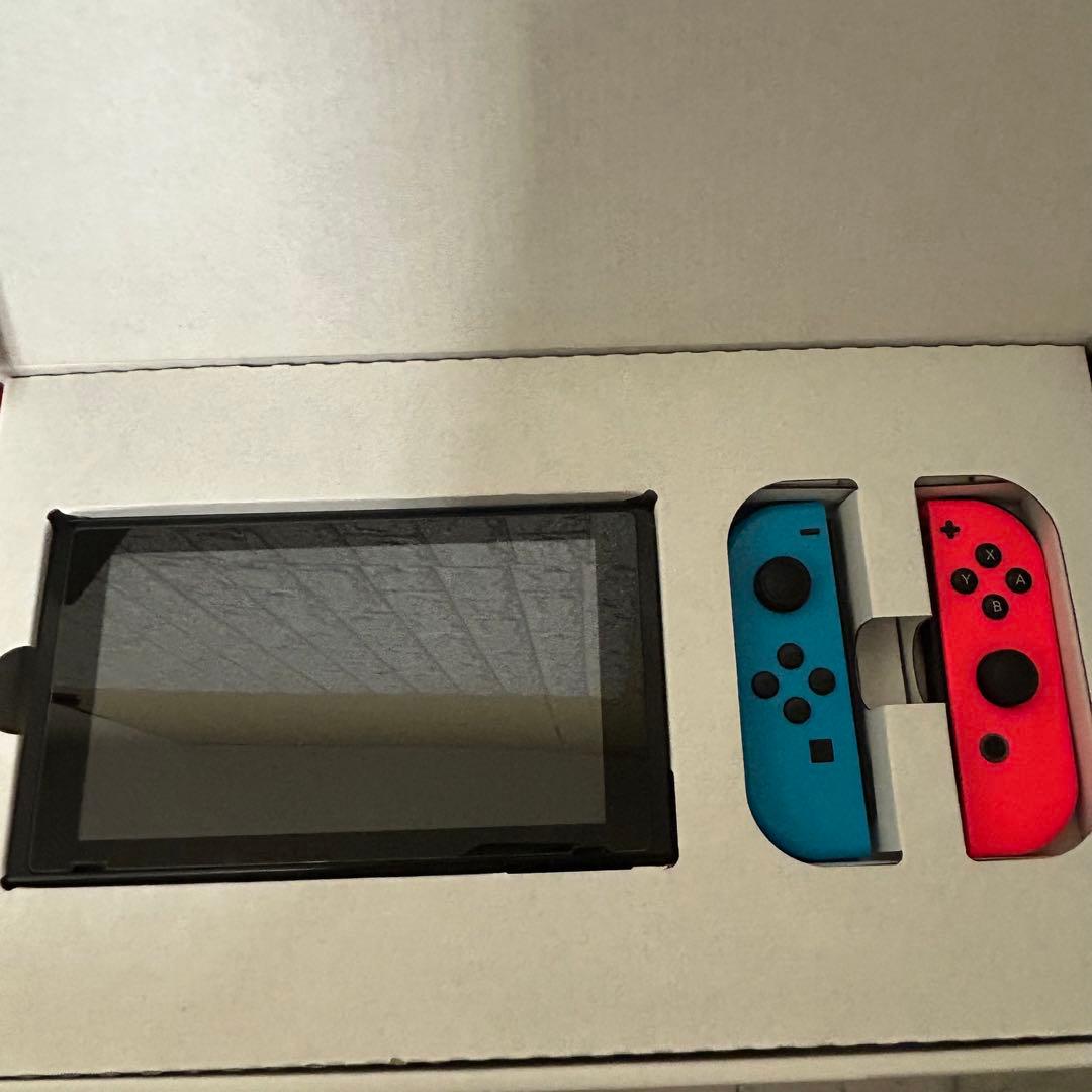 Nintendo Switch 本体　箱　ジョイコン