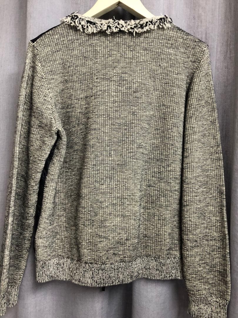 MONCLER(モンクレール) ダウンジャケット