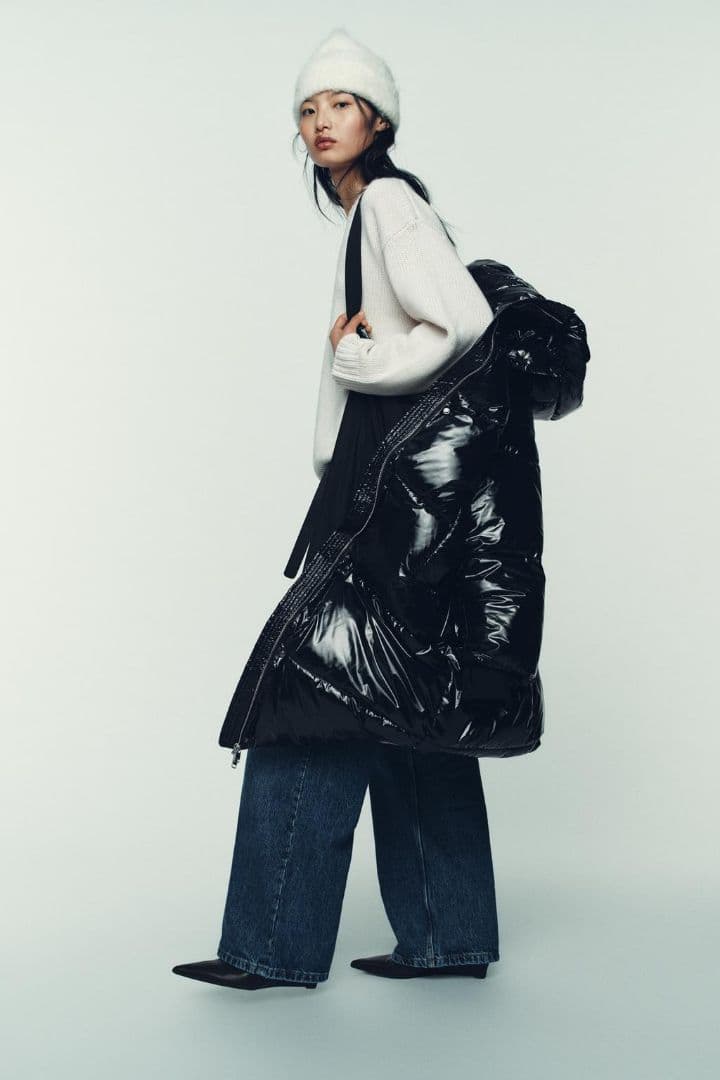 【新品タグ付き】ZARA シャイニーロングアノラック L