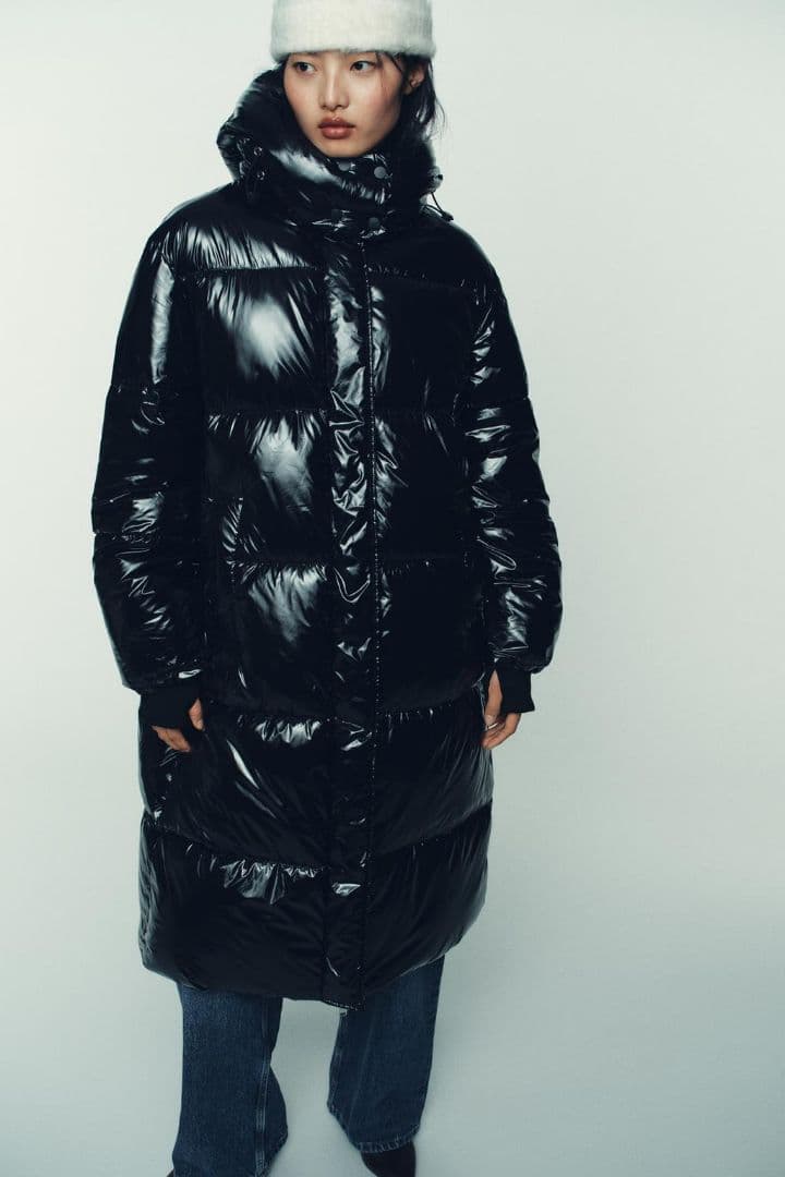 【新品タグ付き】ZARA シャイニーロングアノラック L