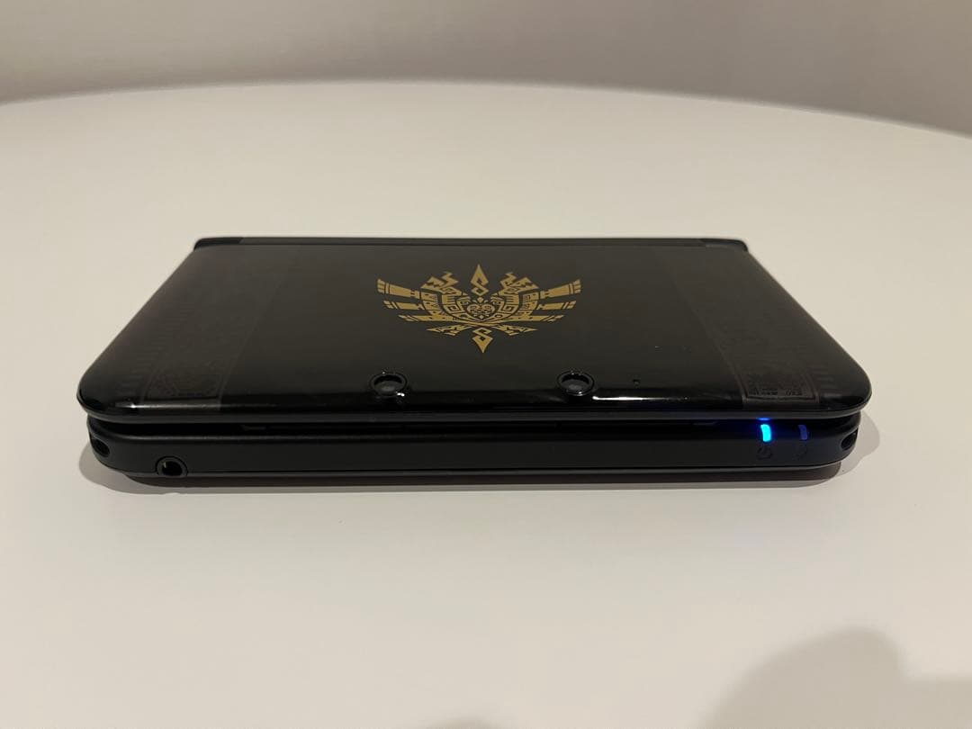 ニンテンドー3DS LL モンハンスペシャルパック【ゴア・マガラ】【美品】