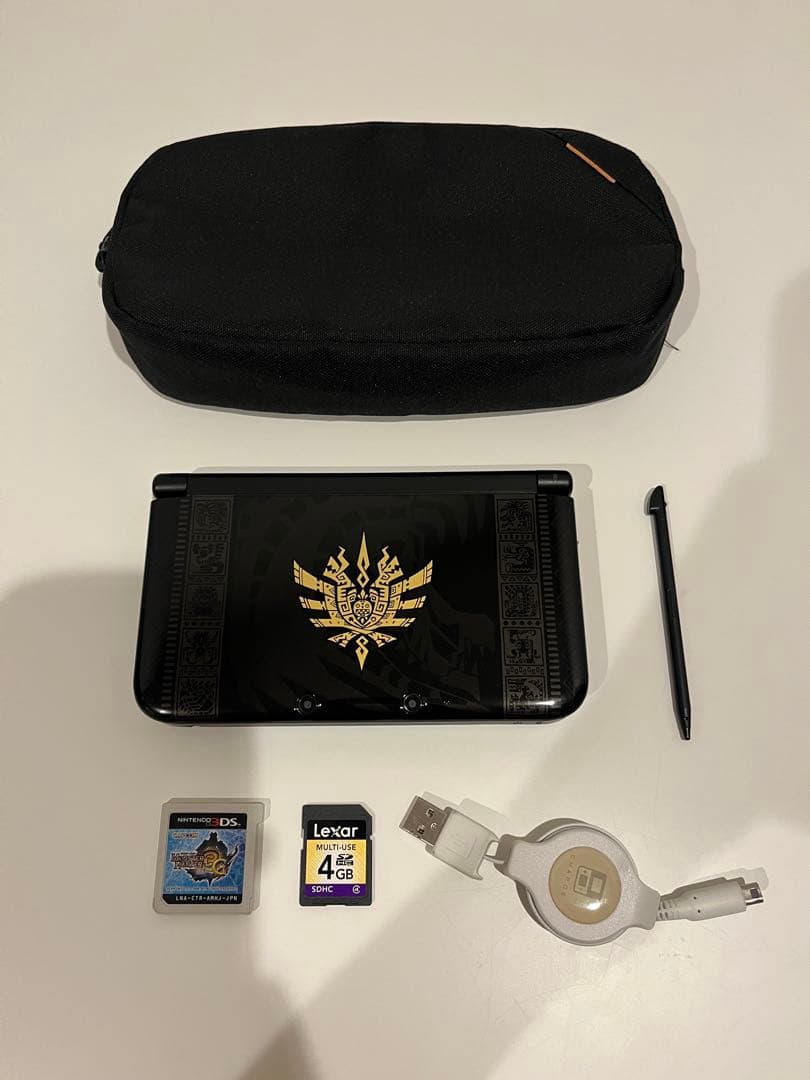 ニンテンドー3DS LL モンハンスペシャルパック【ゴア・マガラ】【美品】