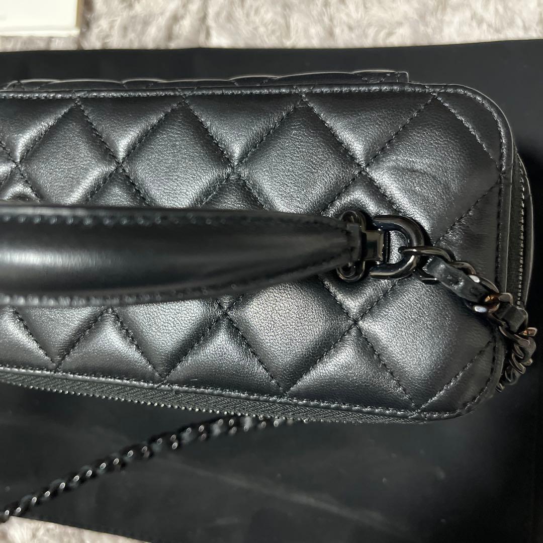 CHANEL シャネル　バニティ　ショルダーバッグ　ラムスキン