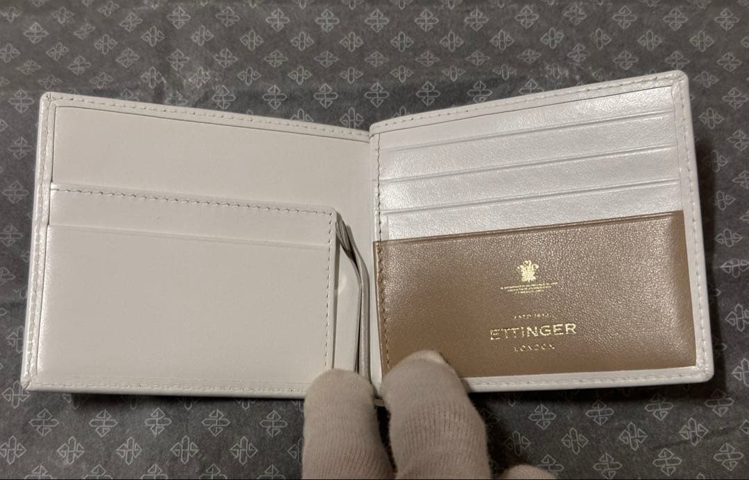 ご*9様 【新品】 エッティンガー マネークリップ (小銭入れ有) ホワイトレザ