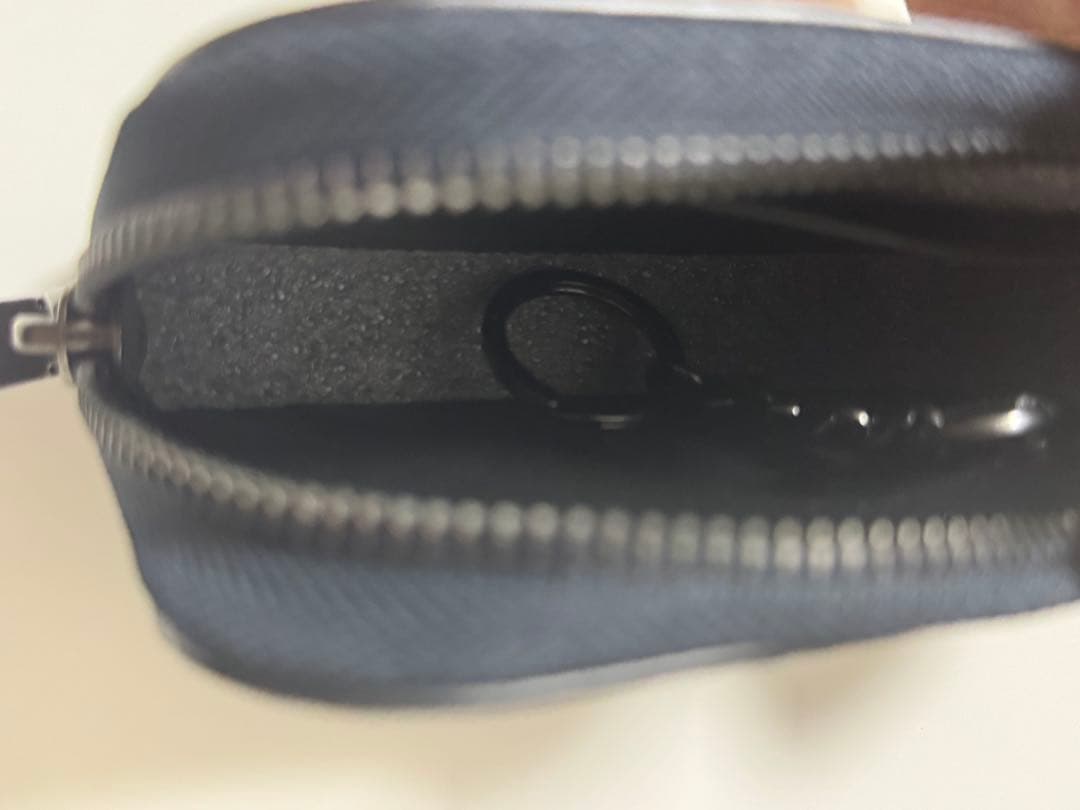 ネイビー レザーキーケース カラビナ付き