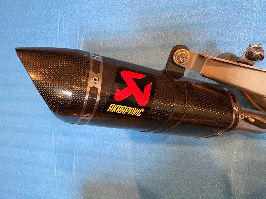 アクラポビッチ MT-09 XSR900フルエキゾーストマフラー【取付説明書付】