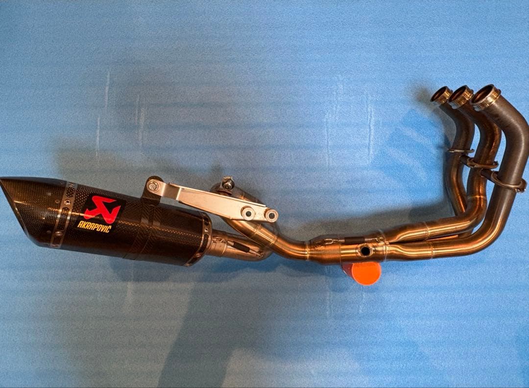 アクラポビッチ MT-09 XSR900フルエキゾーストマフラー【取付説明書付】