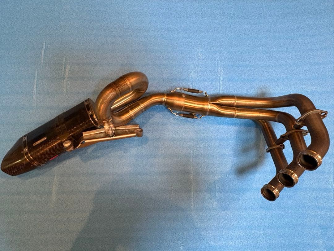 アクラポビッチ MT-09 XSR900フルエキゾーストマフラー【取付説明書付】