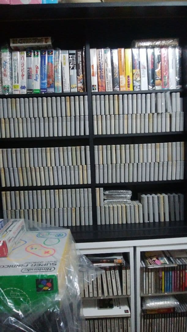 スーパーファミコン　ソフト253本+本体+スーパーゲームボーイ8本