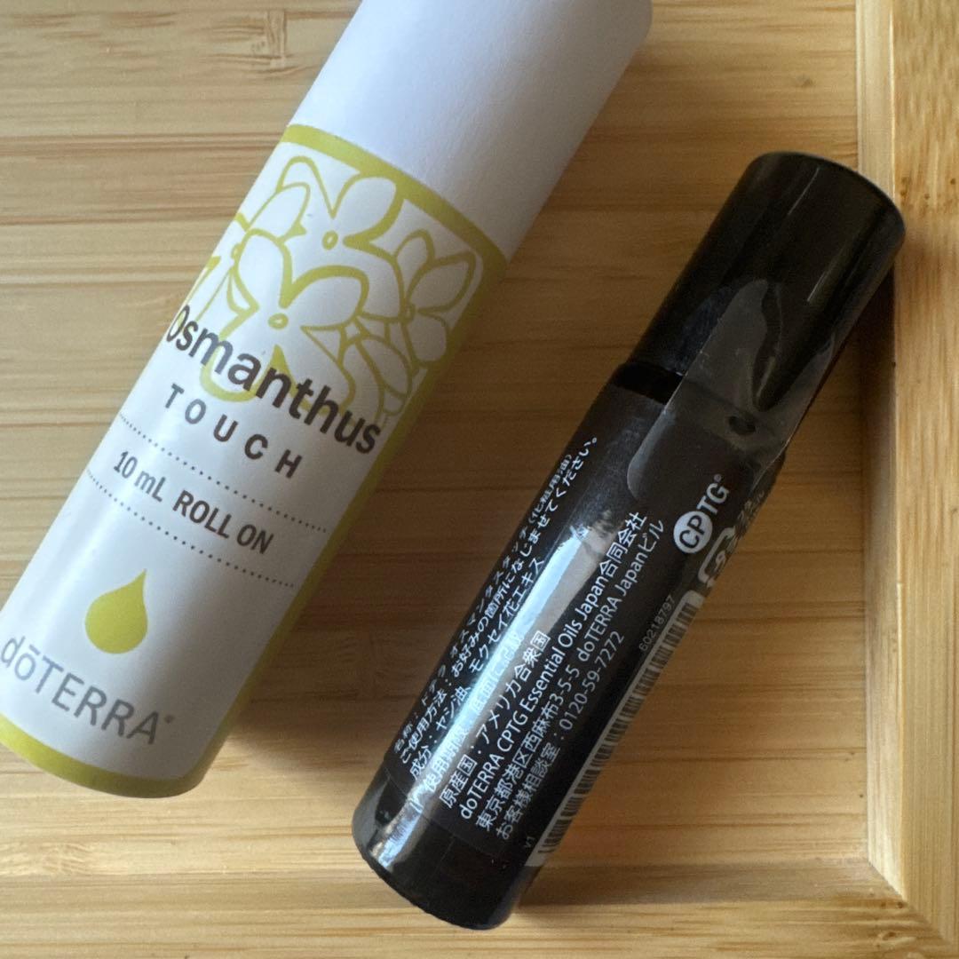 さと2本　新品未開封　オスマンタスタッチ　10ml ロールオンドテラ限定品