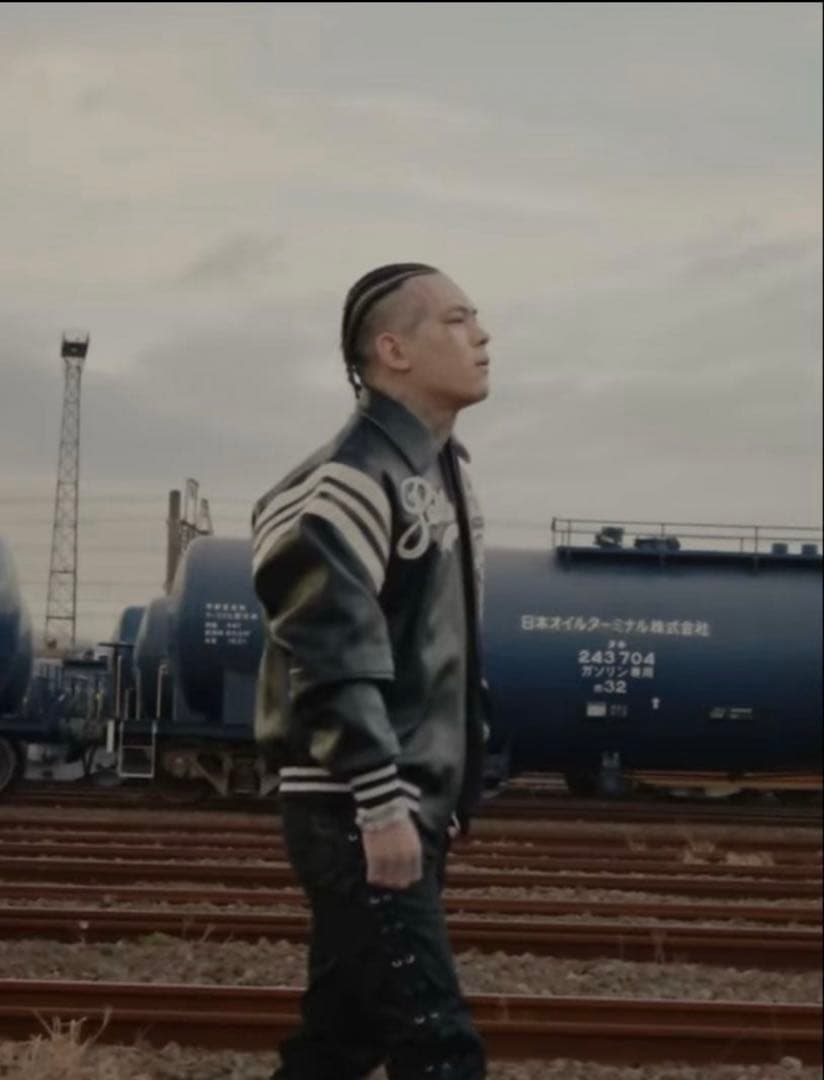 yzerr着用　BREATH コーティングパンツ　M lastnest