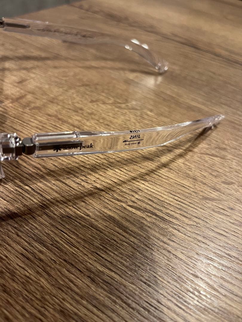 JINS peakサングラス