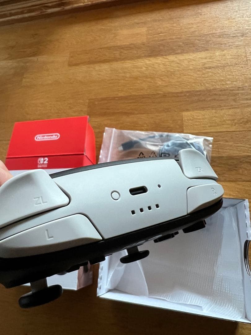 Nintendo Switch2 本体＋プロコントローラー＋画面保護フィルム