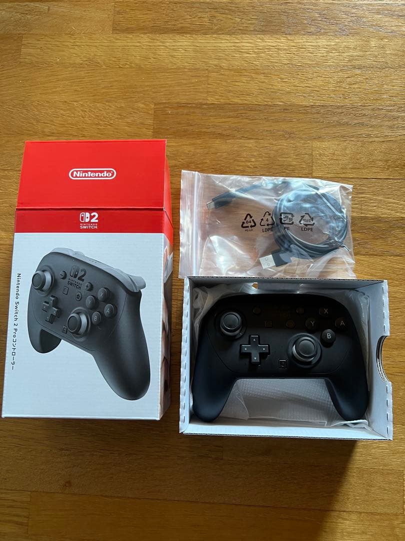 Nintendo Switch2 本体＋プロコントローラー＋画面保護フィルム