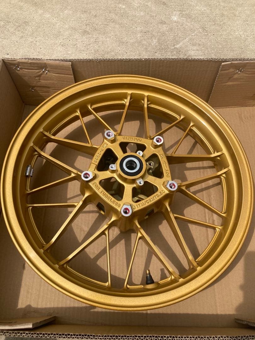 再出品！Z900RS 50th 純正ホイール前後セット（スプロケット付）