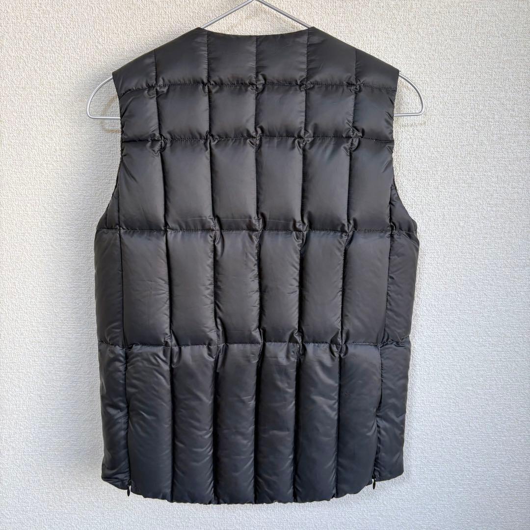 【超美品】 peak ダウンベスト　ブラック１