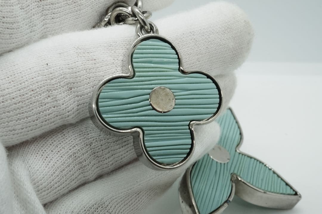 最終値下げLVビジュー サック フルール ドゥ エピバッグチャーム/キーリング