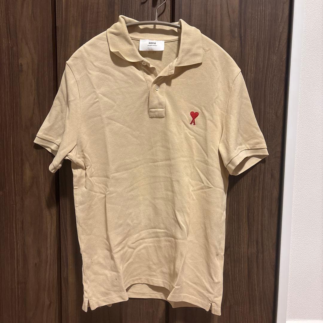 ami ベージュ ポロシャツ ハート刺繍