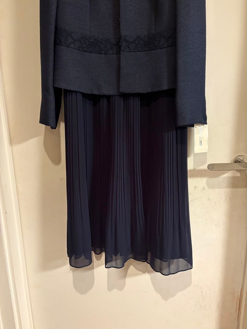 新品未使用　入学式　冠婚葬祭　ネイビー プリーツスカート セットアップ　11AR