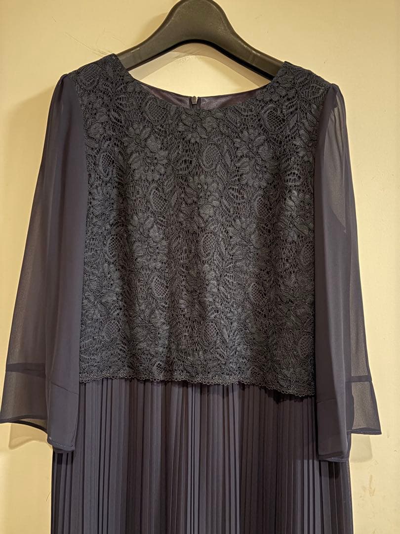 新品未使用　入学式　冠婚葬祭　ネイビー プリーツスカート セットアップ　11AR