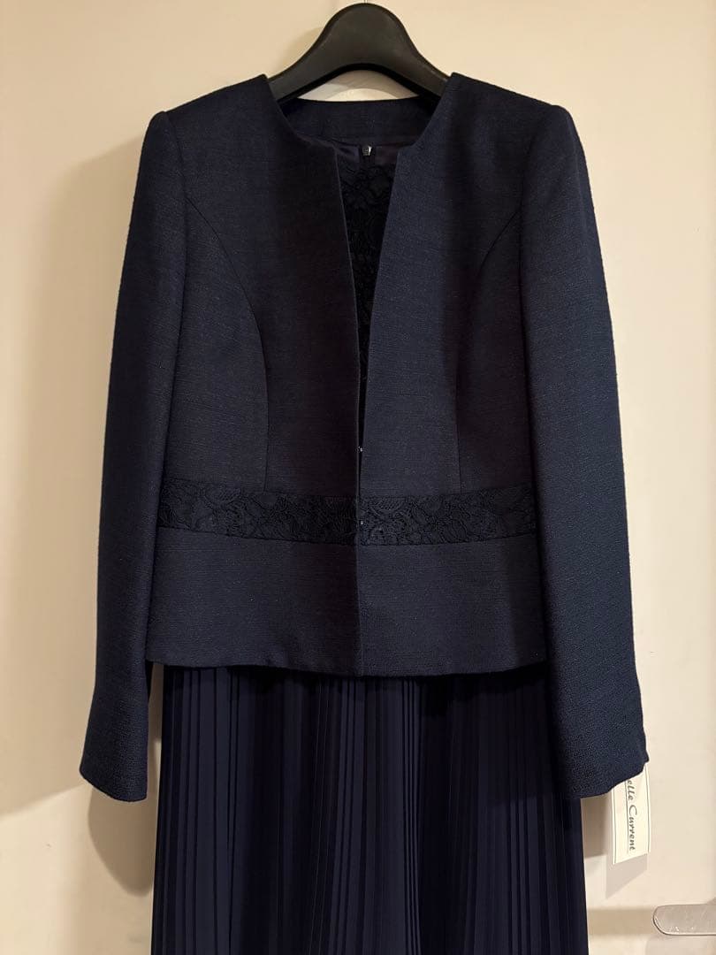 新品未使用　入学式　冠婚葬祭　ネイビー プリーツスカート セットアップ　11AR
