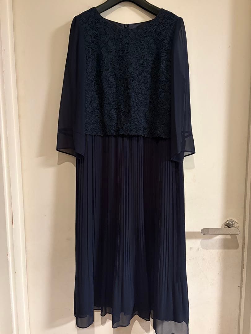 新品未使用　入学式　冠婚葬祭　ネイビー プリーツスカート セットアップ　11AR