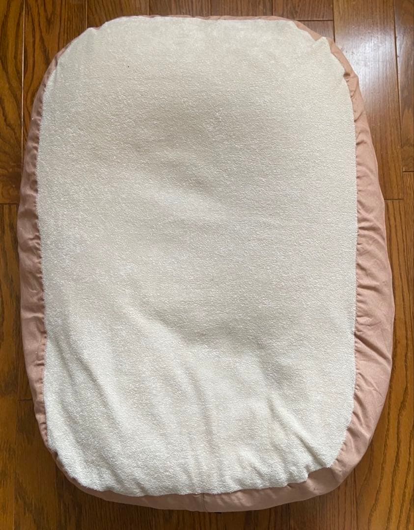 【美品】おやすみたまご(防水シーツ、ひんやりシート、キープベルト付き)