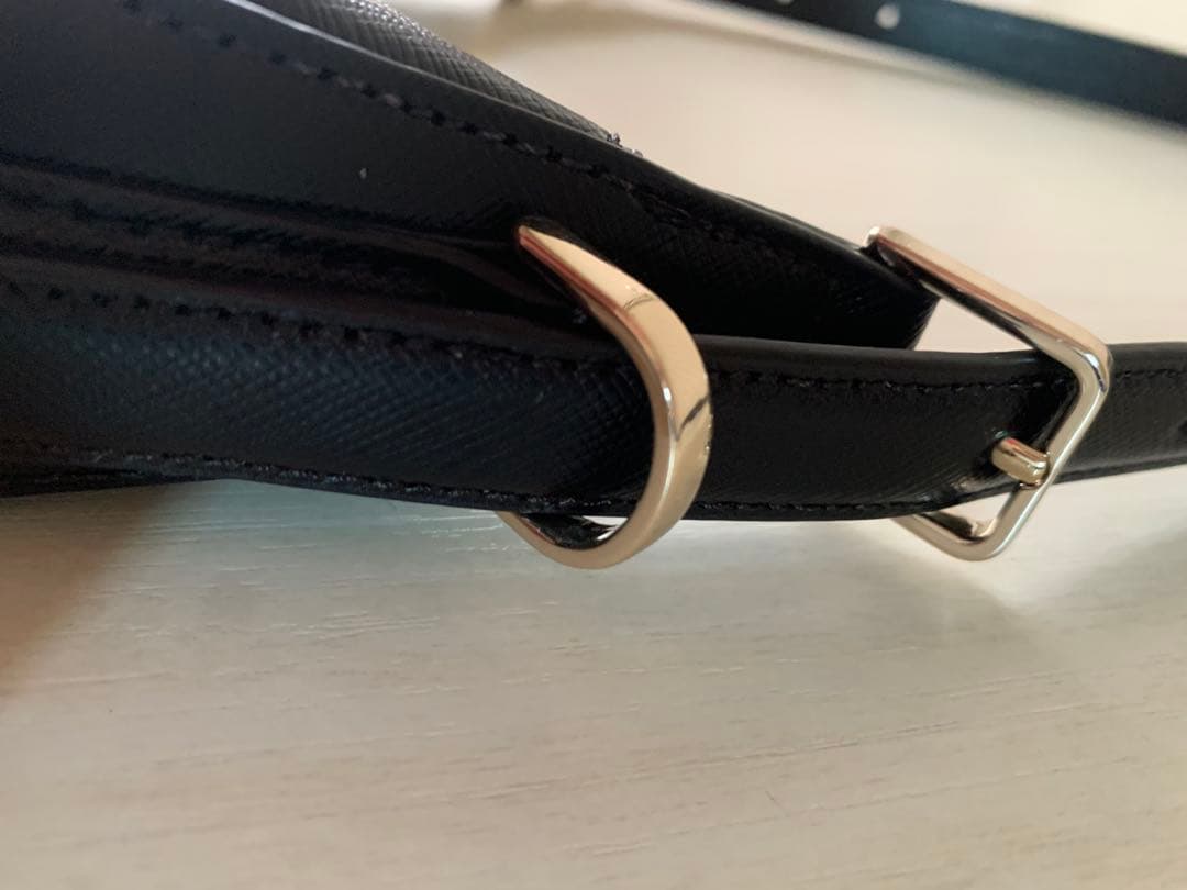 kate spade マディソンくれセントショルダーバッグ