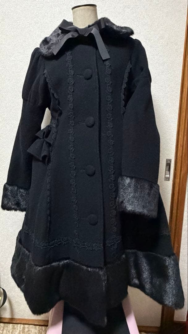 BABY, THE STARS SHINE BRIGHT 黒×黒　コート