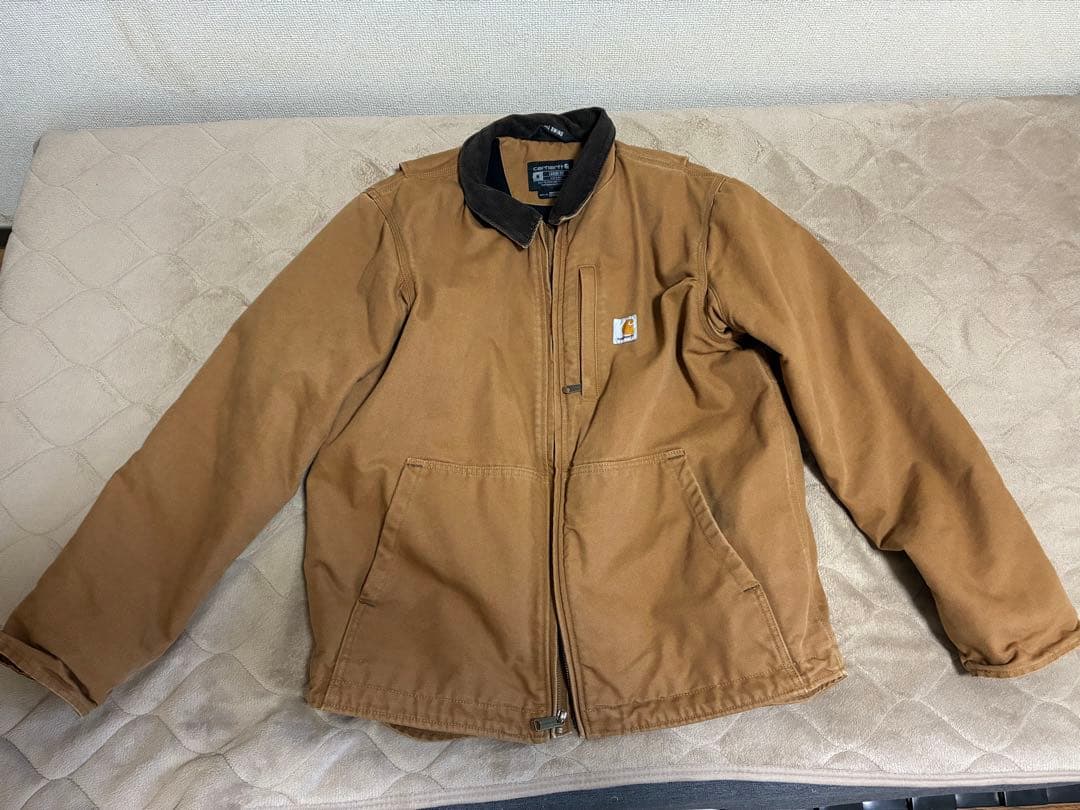carhartt アウター