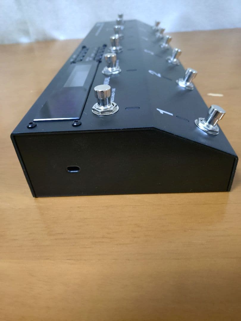 BOSS ES-8 エフェクトスイッチャー