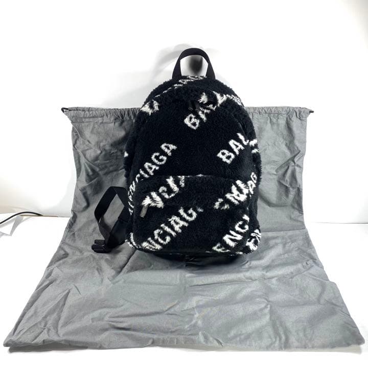 BALENCIAGA EVERYDAY FUR BACKPACK バッグ ロゴ